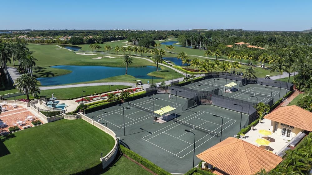 Tennisbaan