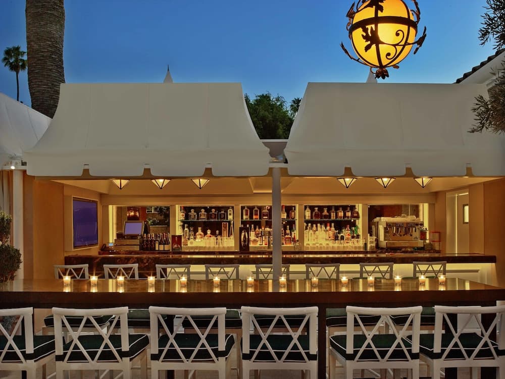 Poolbar