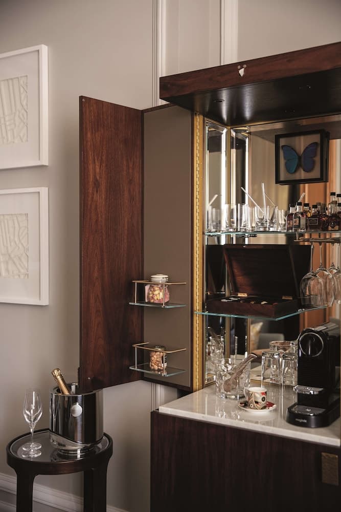 Minibar