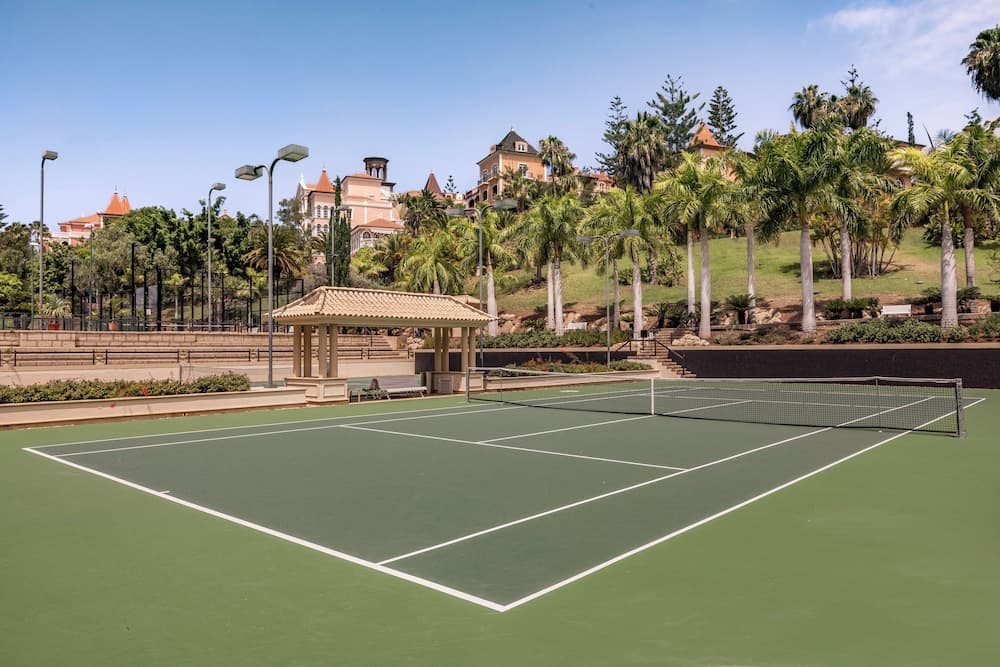 Tennisbaan