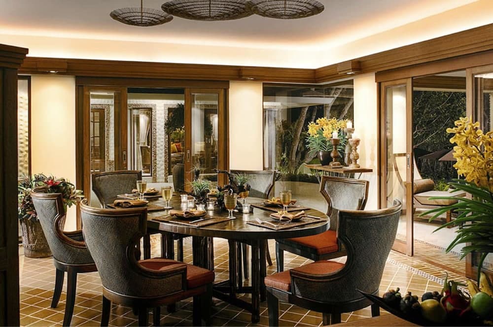 Dineren in de kamer