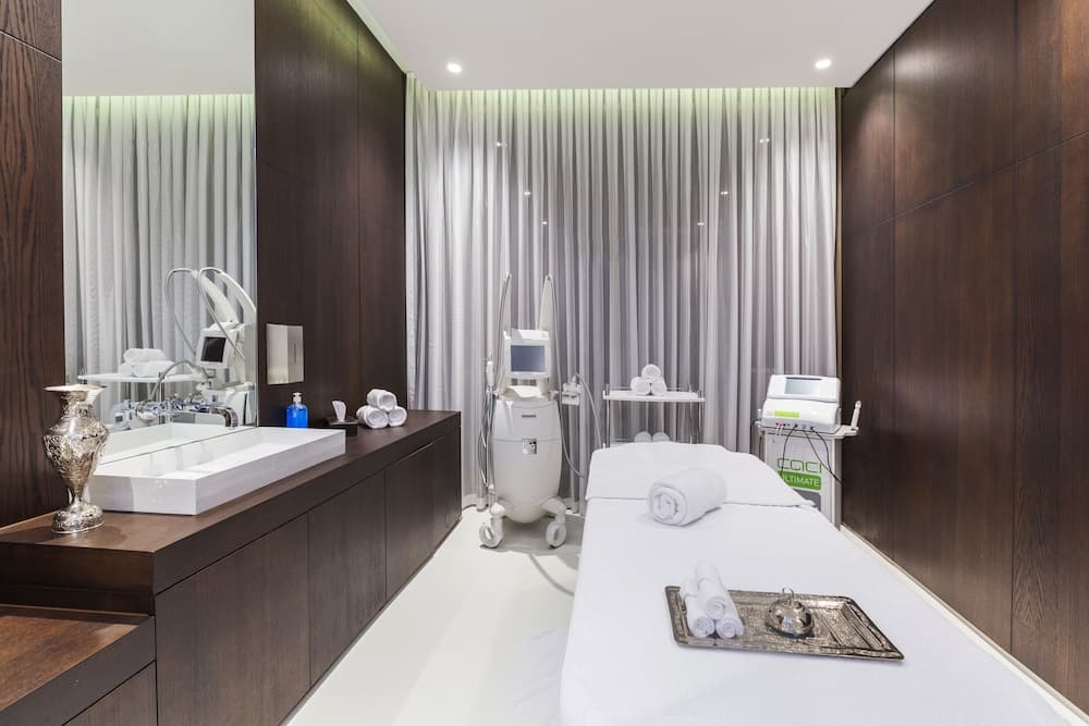 Facial