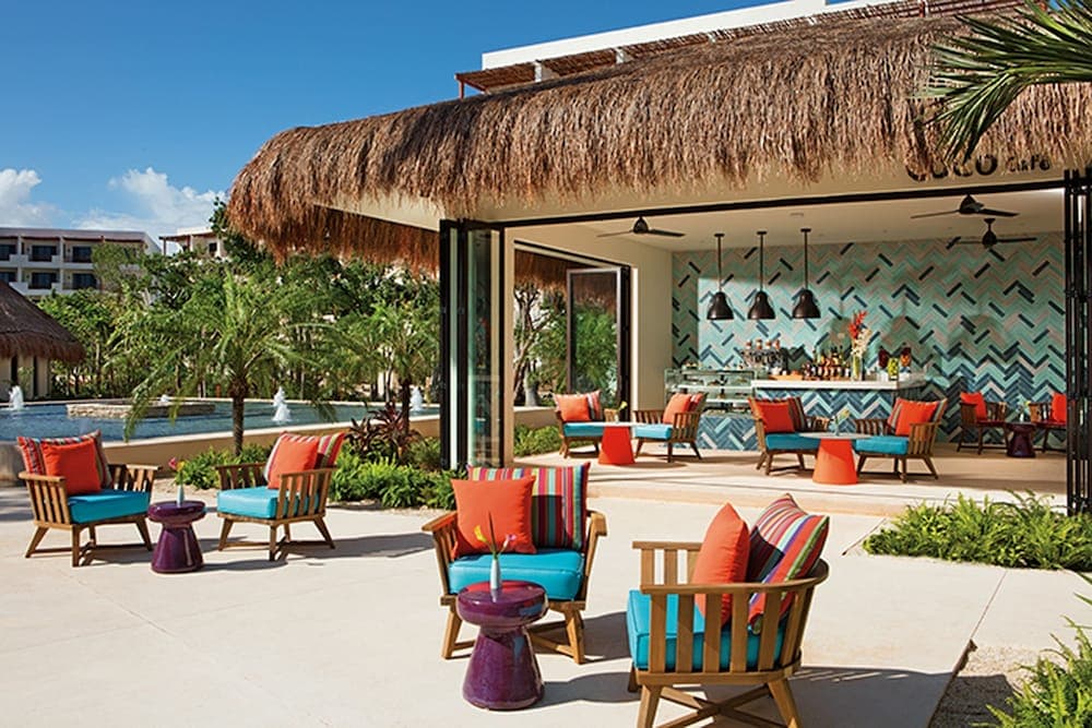 Poolbar