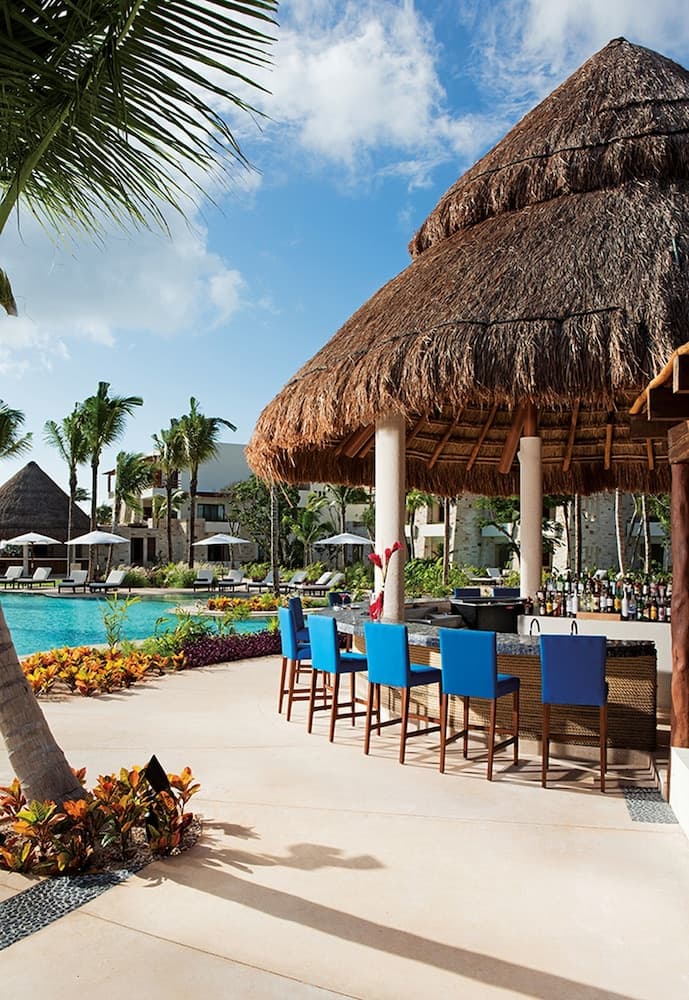 Poolbar