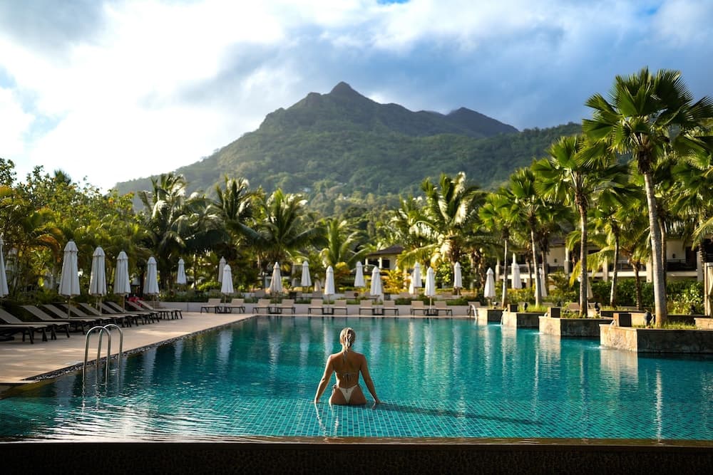 Infinity pool