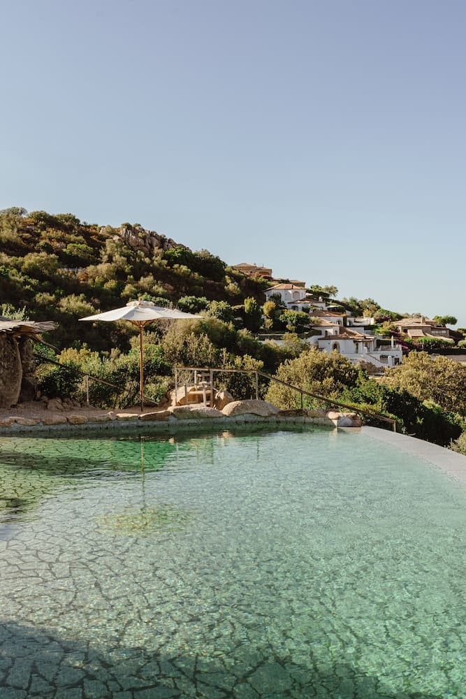 Infinity pool