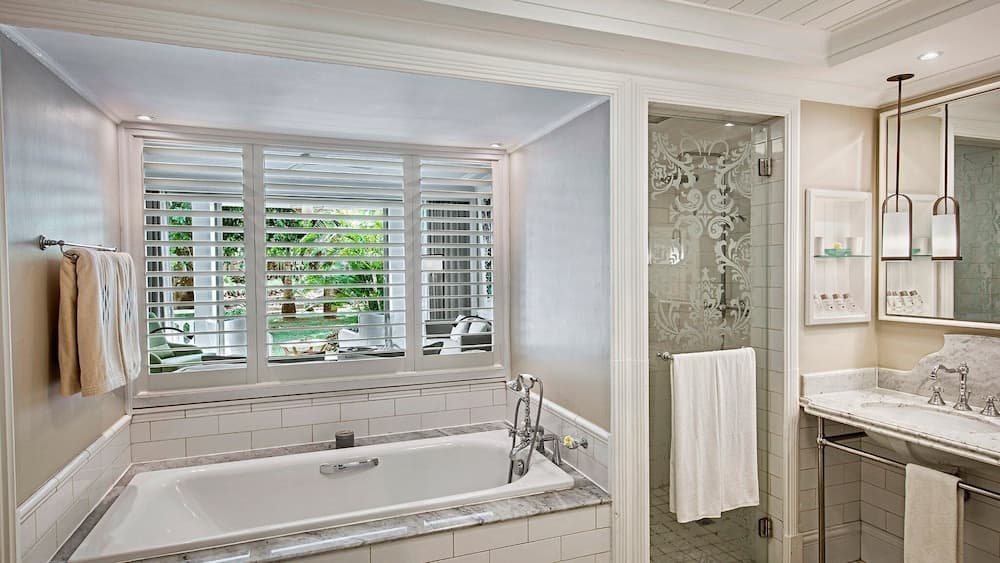 Badkamer met douche