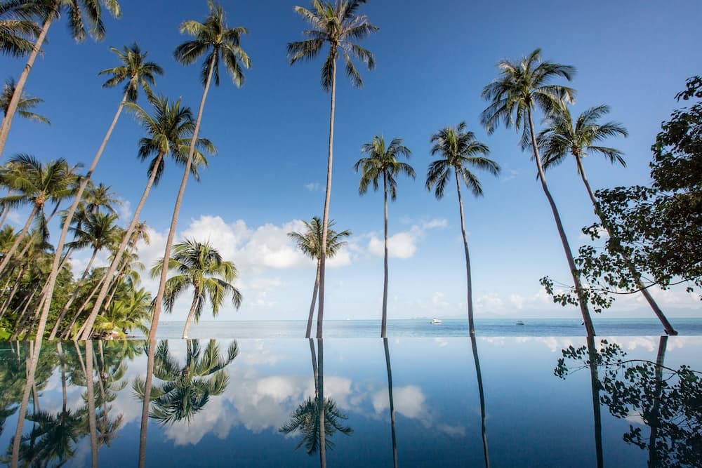 Infinity pool