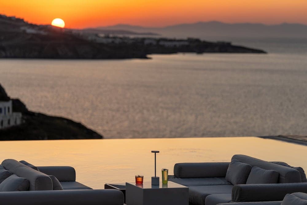 Poolbar