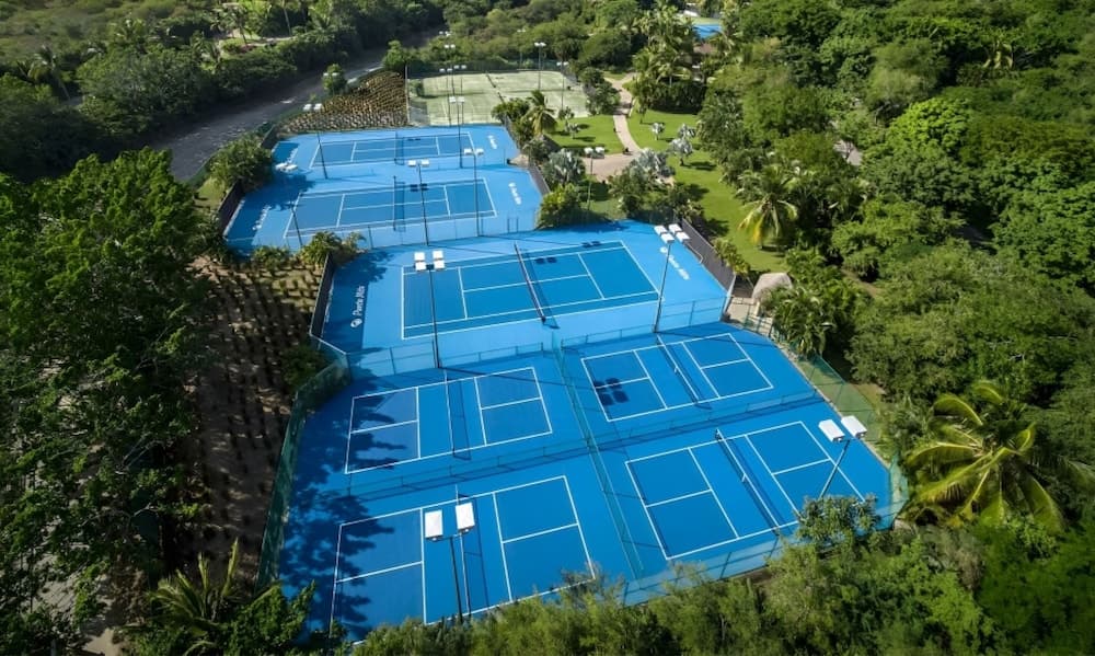 Tennisbaan