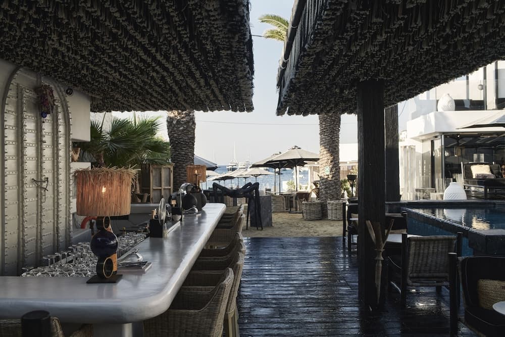 Poolbar