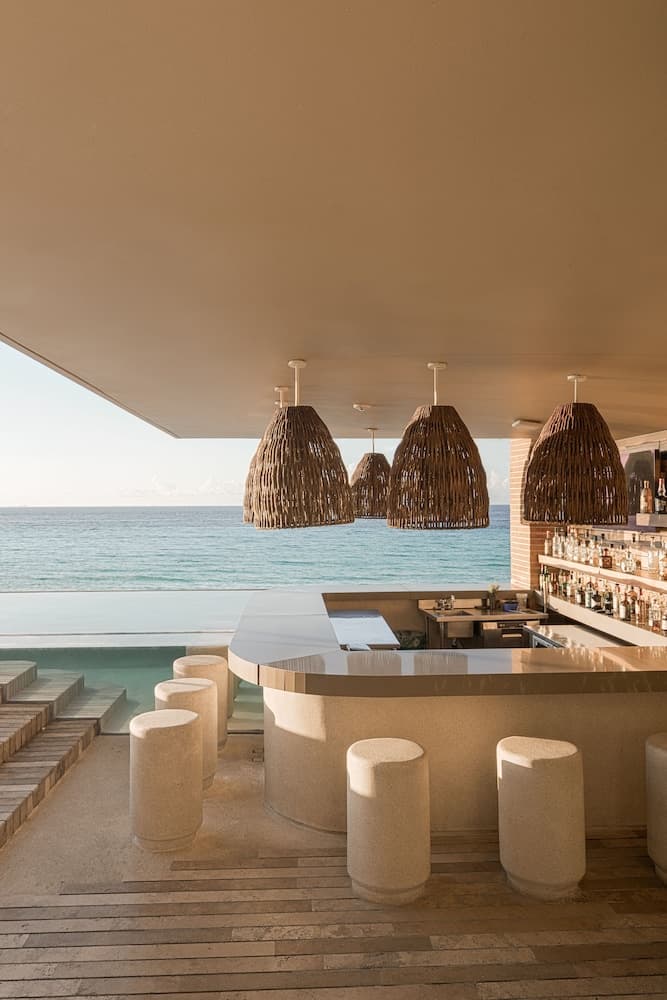 Poolbar