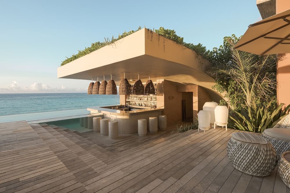 Poolbar