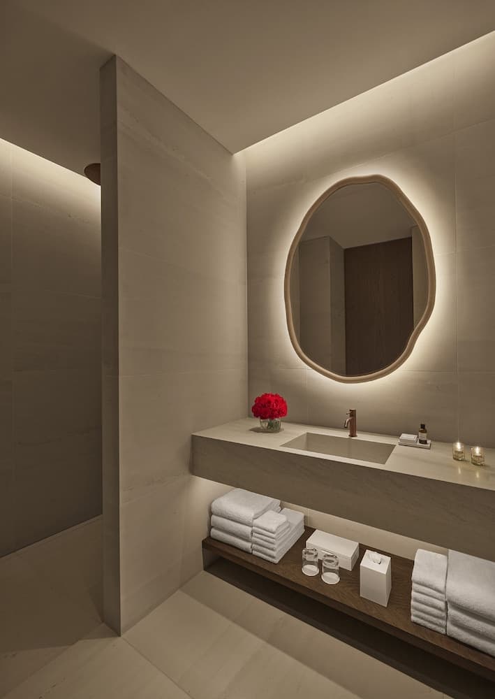Badkamer met douche